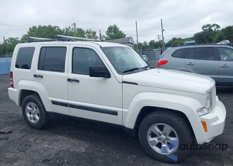 2009 Jeep Liberty Sport из США, поврежденный, VIN 1J8GN28K49W515460